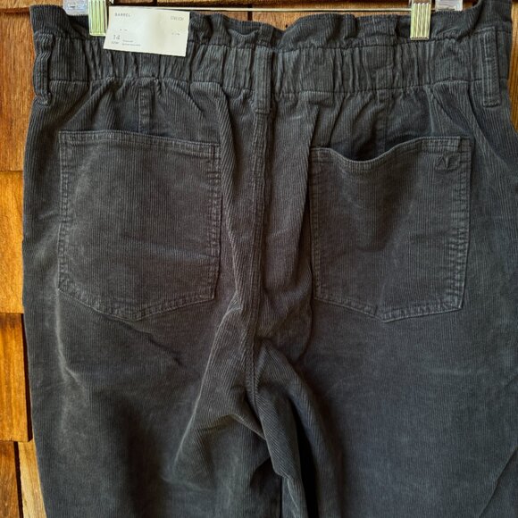 NWT American Eagle Charcoal Grey Stretch Corduroy Barrel Leg Pants in Women's 14 - Picture 7 of 10